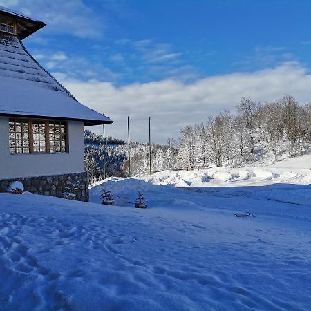 Carobni Breg Hotel Mokra Gora Eksteriør billede